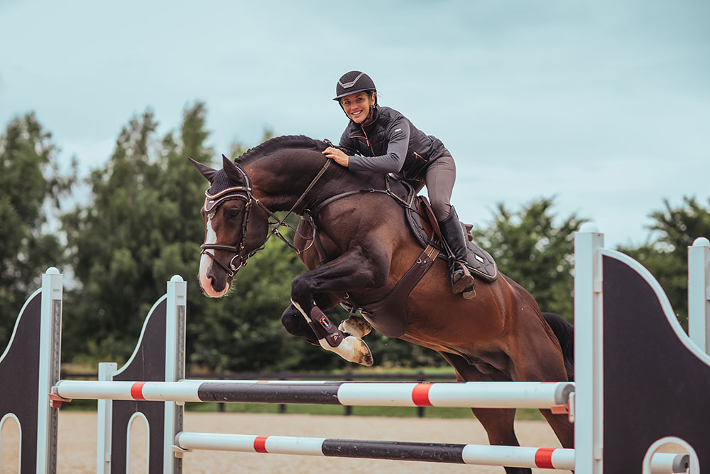jump-saddle-pad-dark-sky-equestrian-stockholm-3 Equestrian Stockholm Spring Schabracke Dark Sky