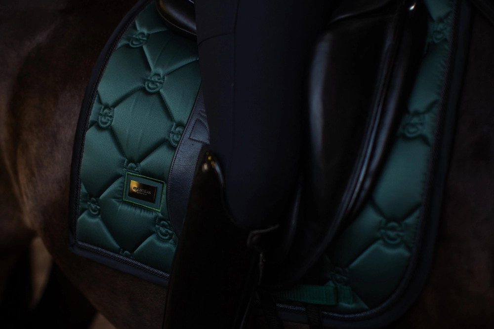 911602-2 Equestrian Stockholm Dressur Schabracke Sycamore Green