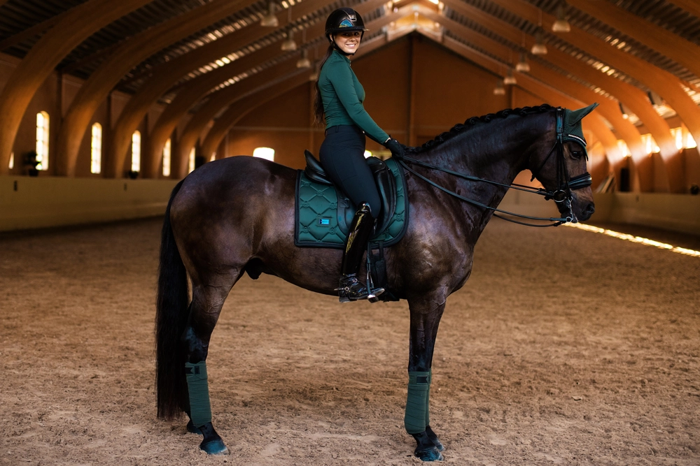 911602-3 Equestrian Stockholm Dressur Schabracke Sycamore Green