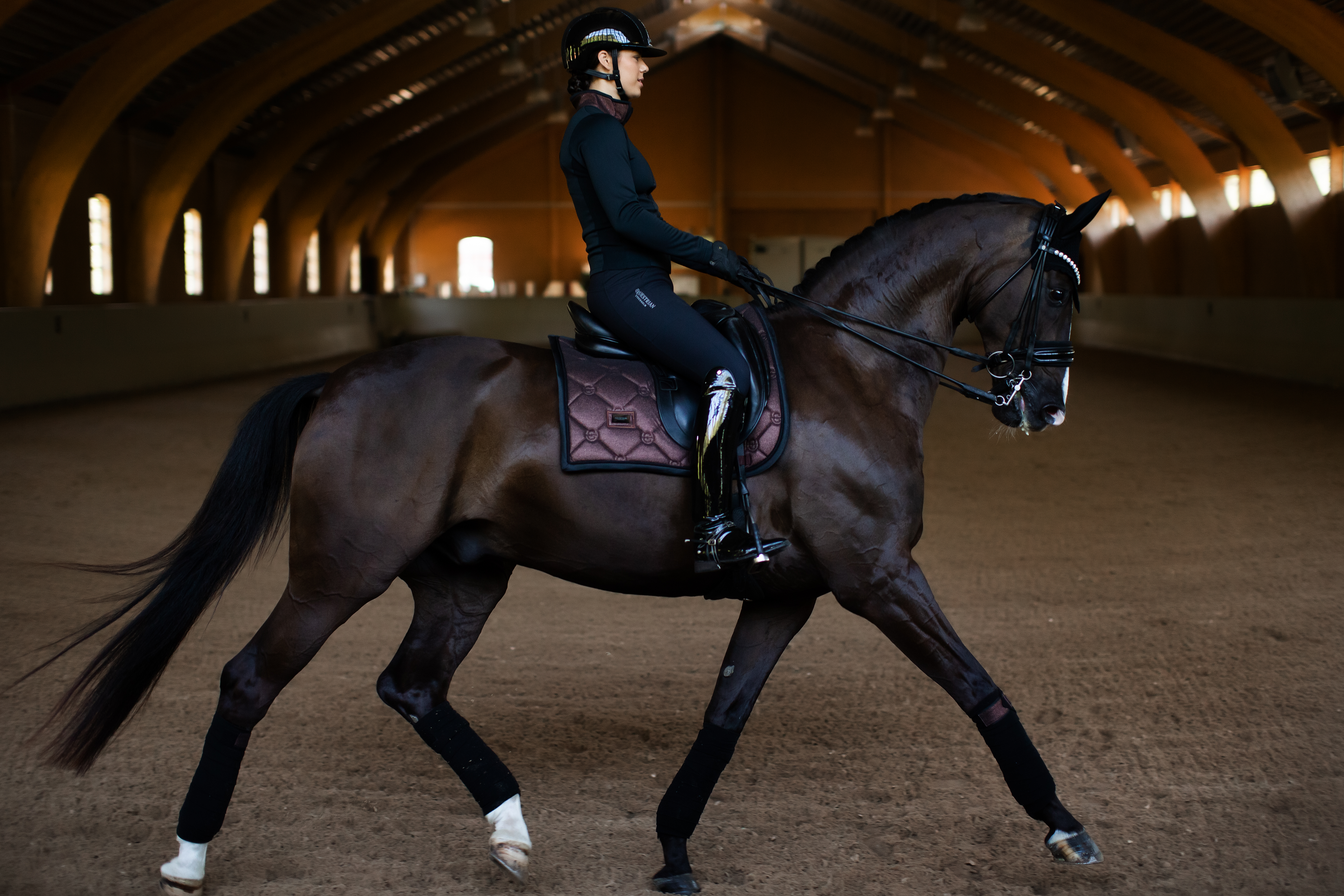 drmglimXkhSvuNftxurR Equestrian Stockholm Fleece Bandagen Mahogany Glimmer